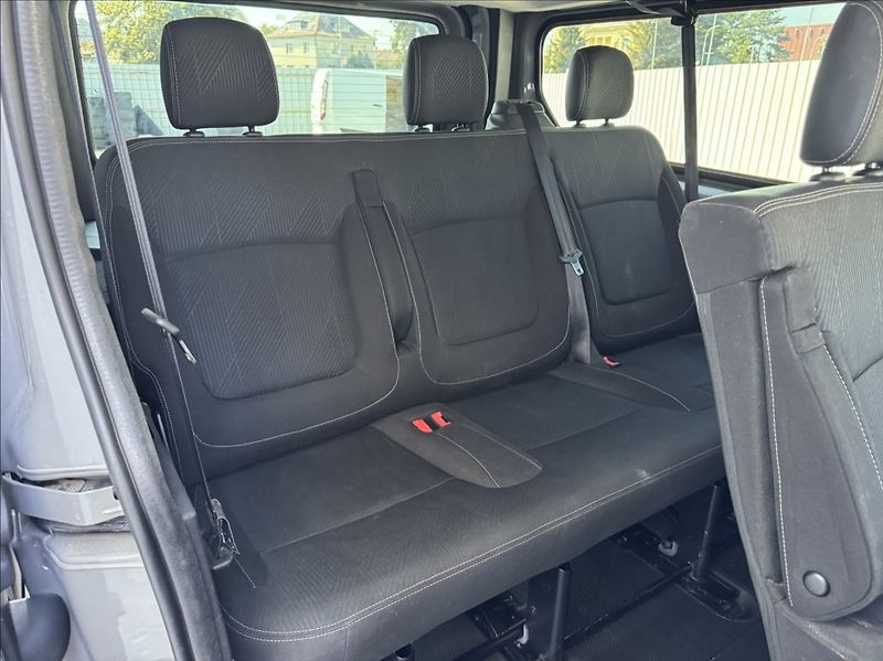 Renault Trafic 1,6 DCi 8míst WEBASTO tažné ČR - fotka 23 z 50