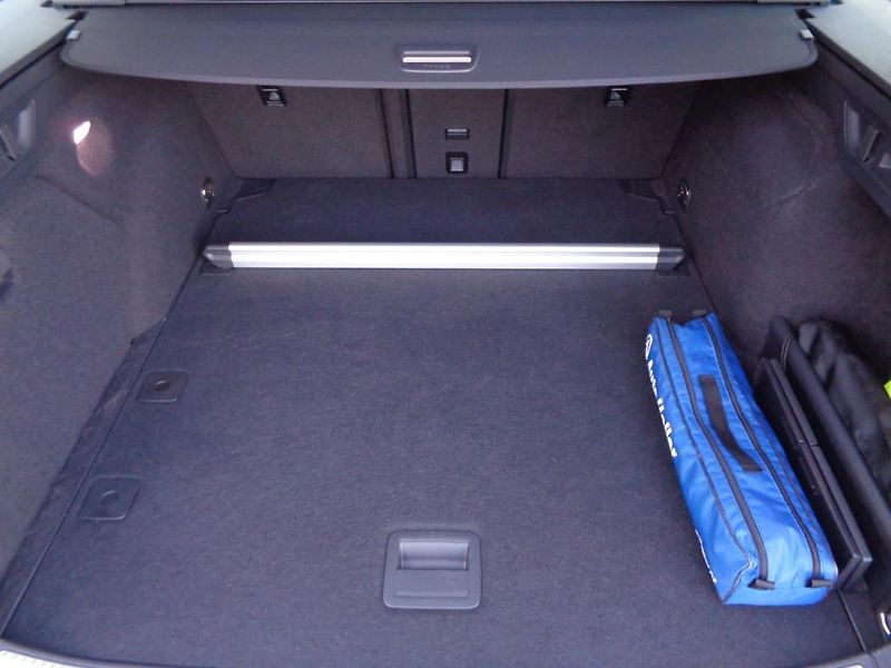 Volkswagen Passat 2.0 TDI DSG Elegance  110 kW - fotka 28 z 30