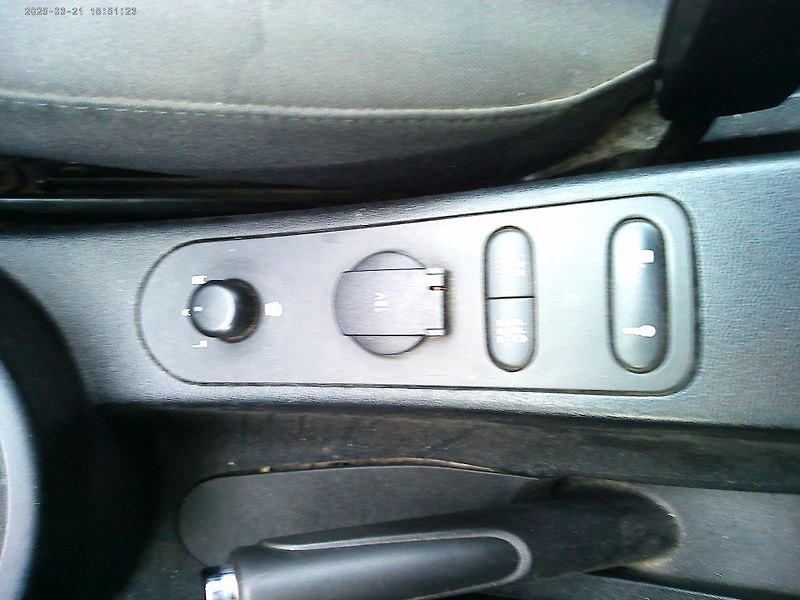Seat Altea 1.6 i, 75 kW, klima, nová STK - fotka 11 z 19