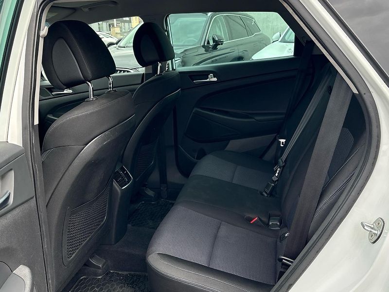 Hyundai Tucson (2017)  1.7 CRDI 85kW Czech Edition 4 - fotka 7 z 25