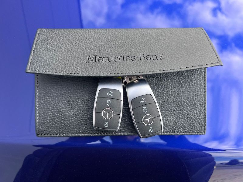 Mercedes-Benz GLB 220d-4MATIC-AMG-140KW - fotka 43 z 43