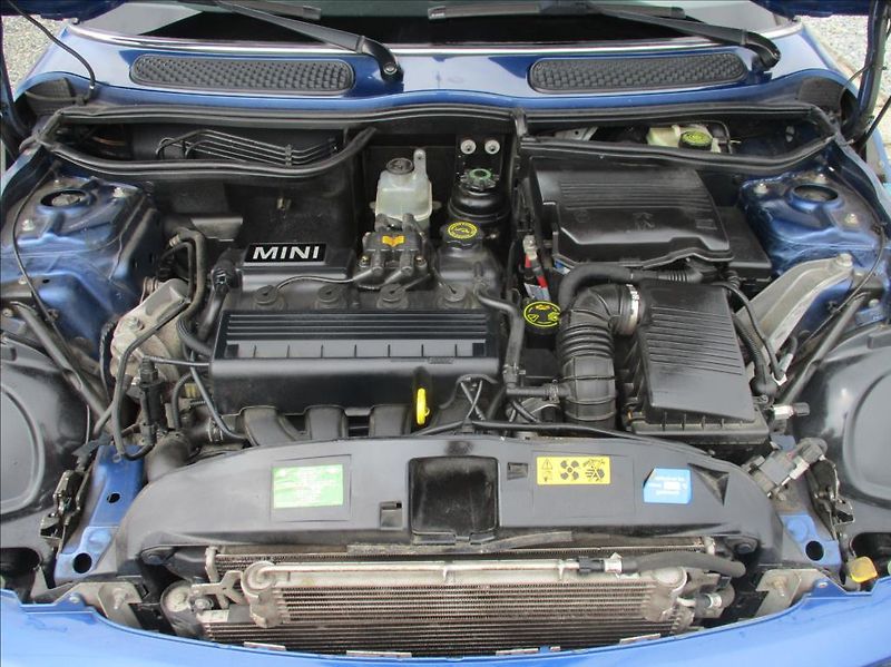Mini Cooper 1,6 i 16v, automat,klima,s.kn, - fotka 37 z 45