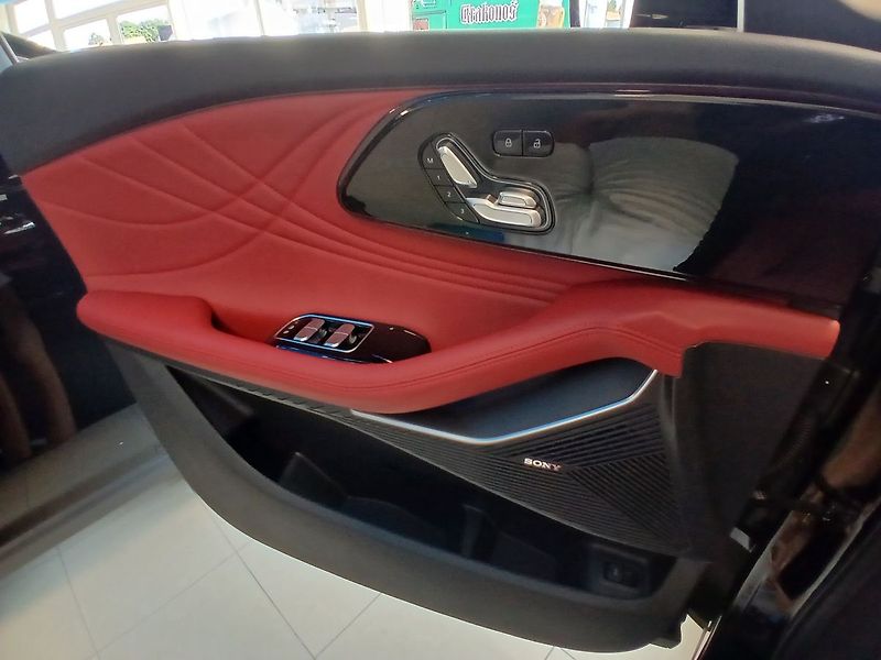 Omoda Ostatní (2026) Premium 9 - fotka 10 z 18