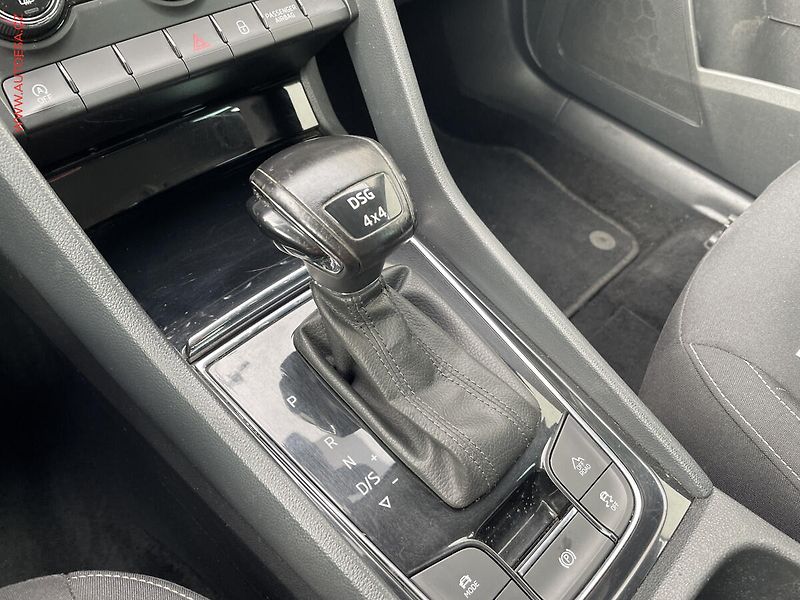 Škoda Karoq (2020) 2.0 TDi 4x4, Ambition, DSG - fotka 15 z 22
