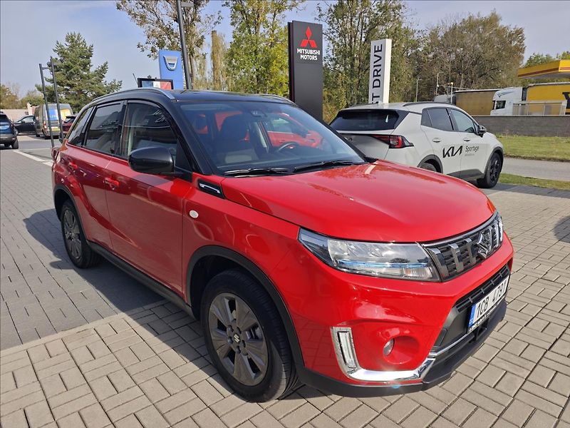 Suzuki Vitara 1,4 BoosterJet Hybrid  Premium - fotka 8 z 22