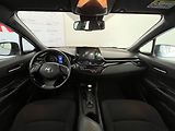Toyota C-HR Hybrid 1.8 VVT-i E-CVT Active - náhled 8