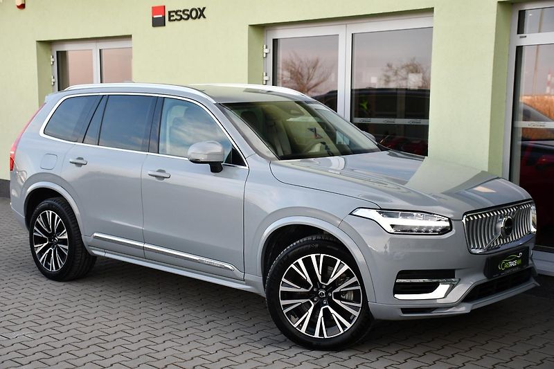 Volvo XC90 T8 AWD RECHARGE 7MÍST 1M  - fotka 2 z 38