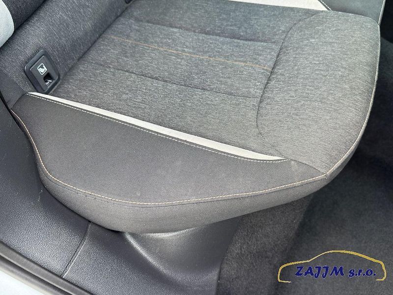 Škoda Scala Style 1.5TSi 110kw DSG - fotka 37 z 41