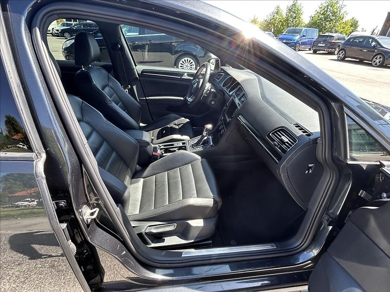 Volkswagen Golf 2,0 GTD Xen,Nav,Kůže,ACC,Kamer - fotka 30 z 38