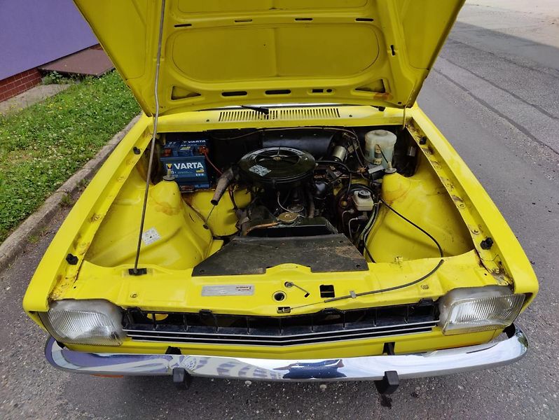 Opel Kadett - C  původní stav - fotka 20 z 20