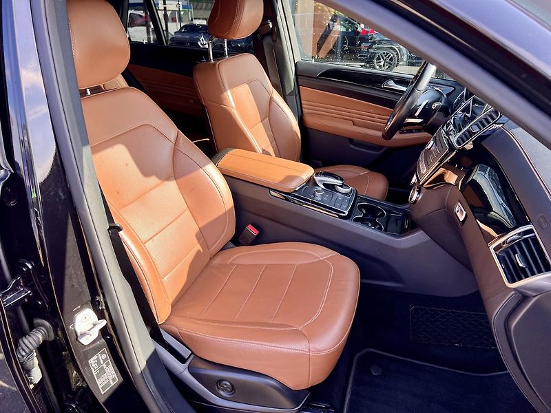 Mercedes-Benz GLE (2018) 43 AMG 4MATIC kupé - fotka 34 z 36