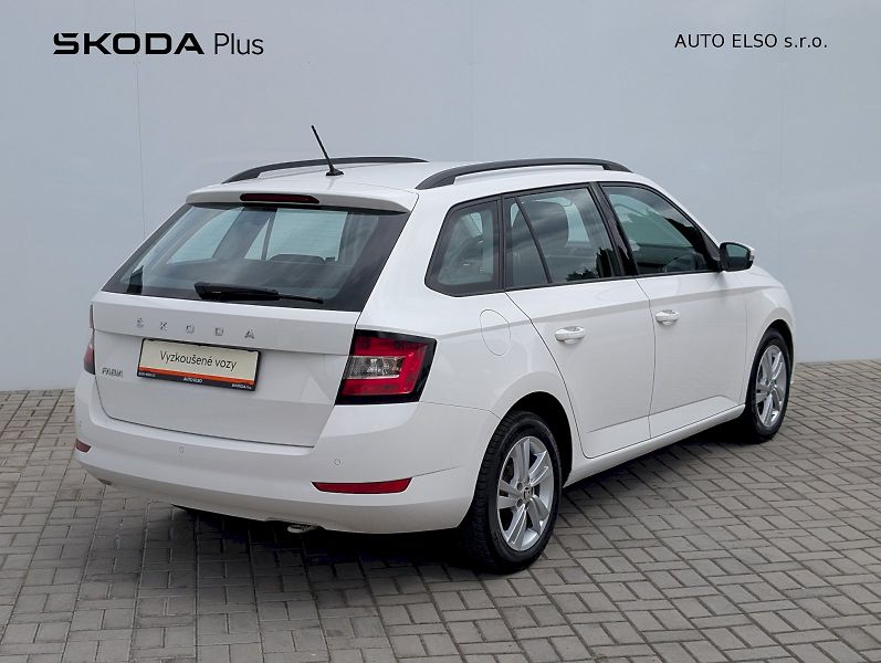 Škoda Fabia (2023) Combi 1.0 TSI / 70 kW Ambition - fotka 2 z 30