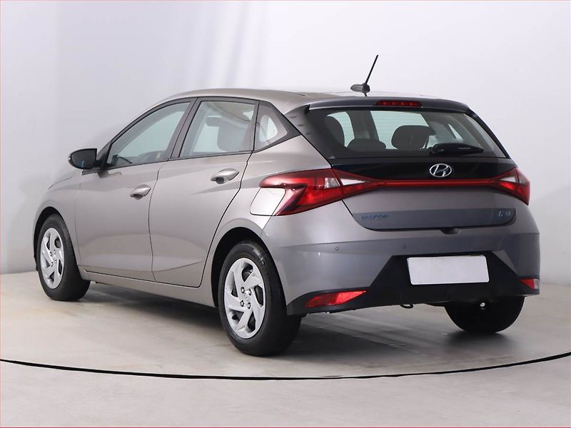 Hyundai i20 (2022) 1.0 T-GDI, Serv.kniha - fotka 4 z 18
