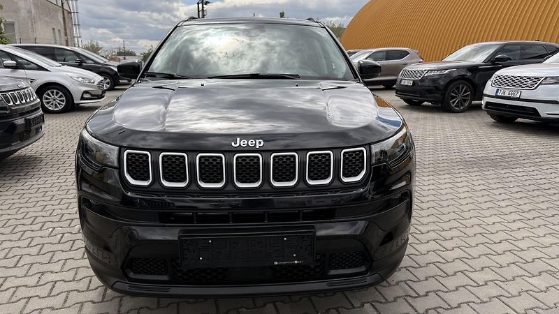 Jeep Compass (2021) 1.3i 4x4,PHEV,50km dojezd - fotka 36 z 51
