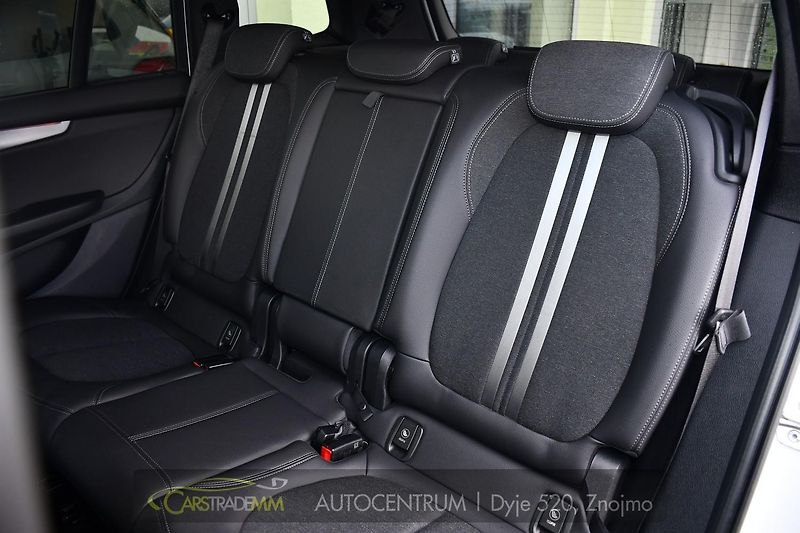 BMW Řada 2 216d GT TAŽNÉ ČR 7MÍST 1M - fotka 14 z 54
