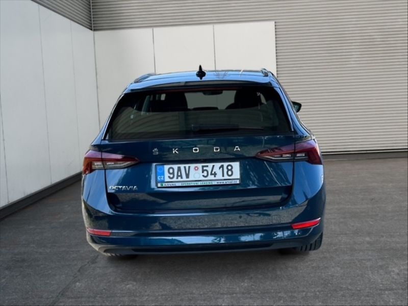 Škoda Octavia 2,0 TDI 110 Style AT - fotka 5 z 11
