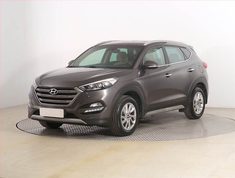 Hyundai Tucson (2018) Comfort 1.6 GDI, Serv.kniha - fotka 2 z 19