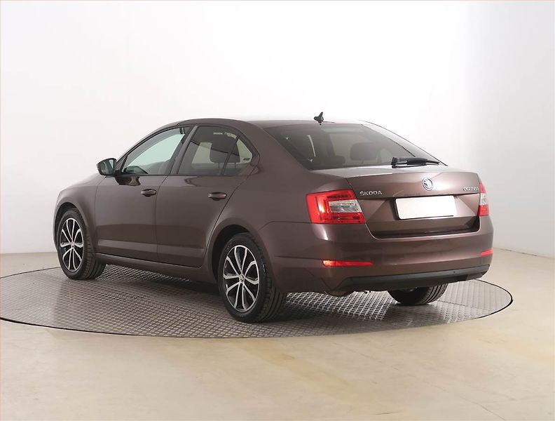 Škoda Octavia (2013) 1.4 TSI, Serv.kniha, Navi - fotka 4 z 19
