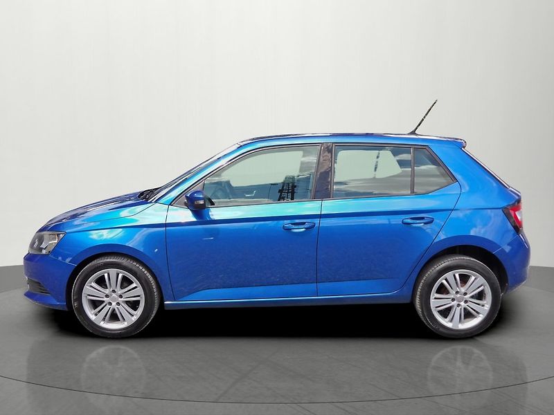 Škoda Fabia 1.0MPi Ambition Alu Tempomat - fotka 2 z 28
