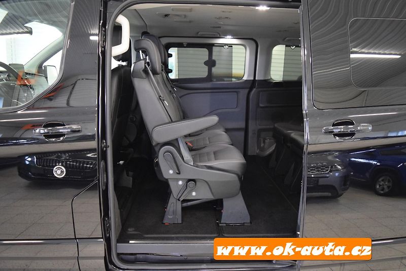 Ford Tourneo Custom 2.0 TDCI TITANIUM X 132 kW 8M. - fotka 11 z 70