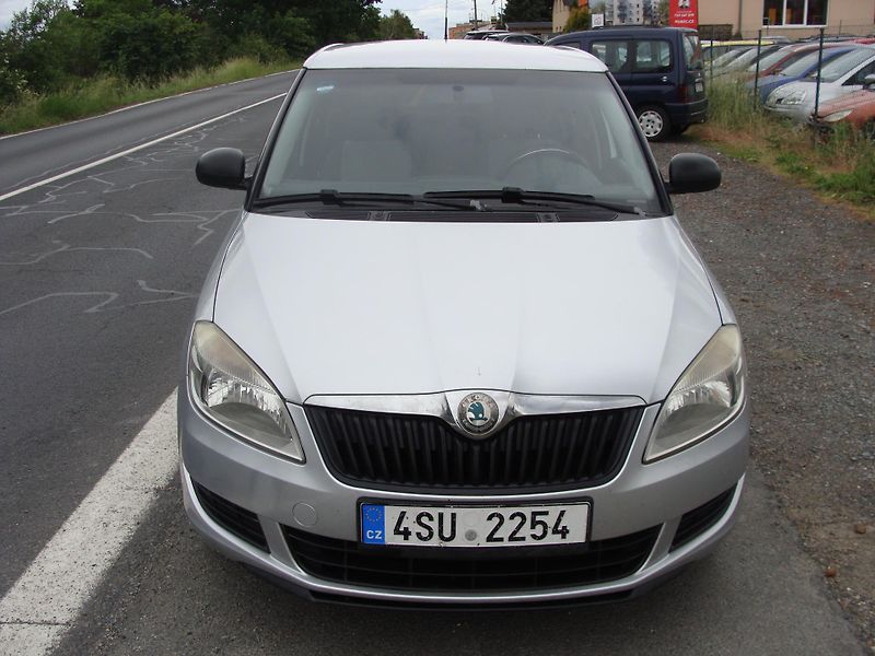 Škoda Fabia 1.2 TSi, 63 kW, klima,nová STK - fotka 8 z 21