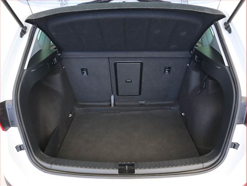 Seat Ateca (2016) 1.4 TSI, Automat, Serv.kniha - fotka 14 z 21