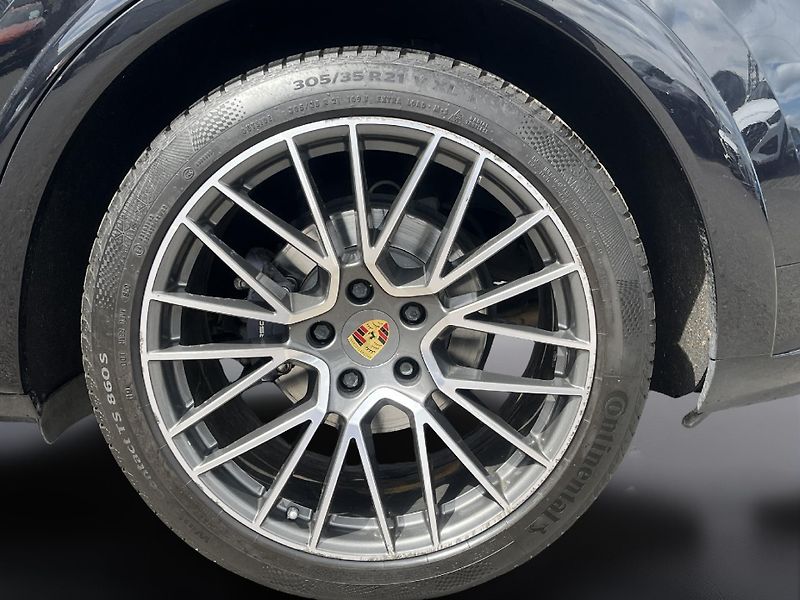 Porsche Cayenne Coupé - fotka 14 z 29