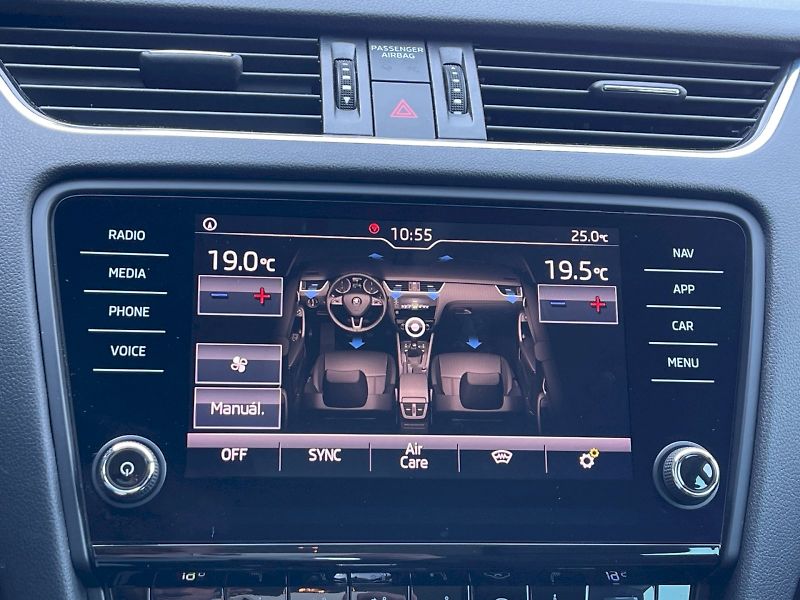 Škoda Octavia (2017) 1.4 TSI 110kW DSG Style Plus c - fotka 19 z 32