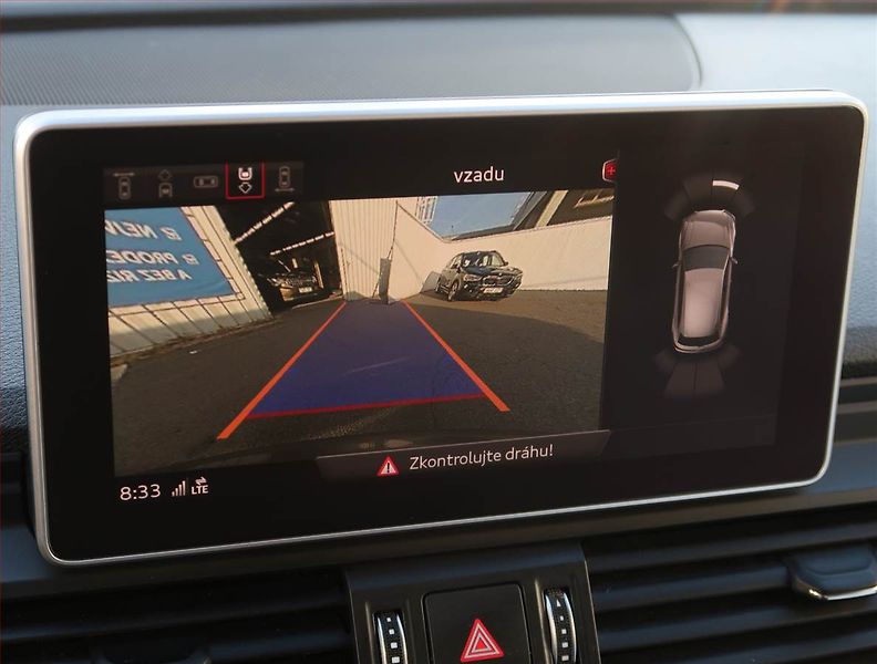 Audi Q5 (2018) S line 3.0 TDI - fotka 20 z 23