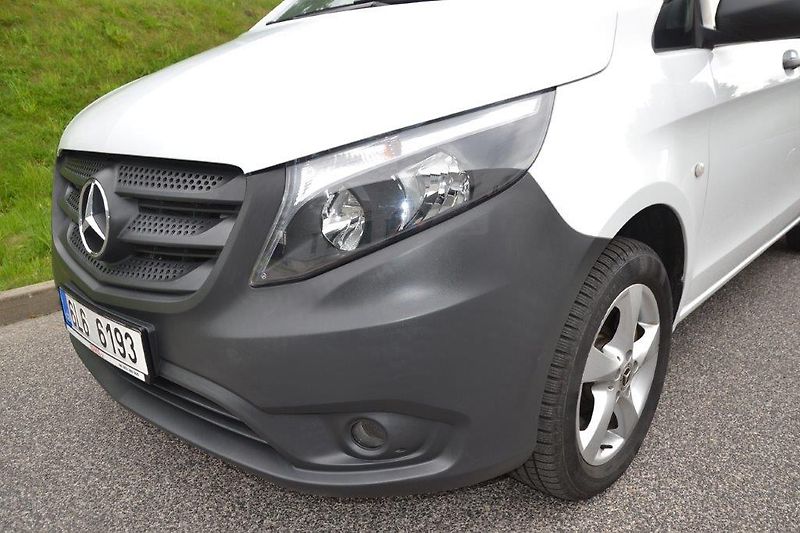 Mercedes-Benz Vito 4x4  7G automat 8-míst - fotka 23 z 29
