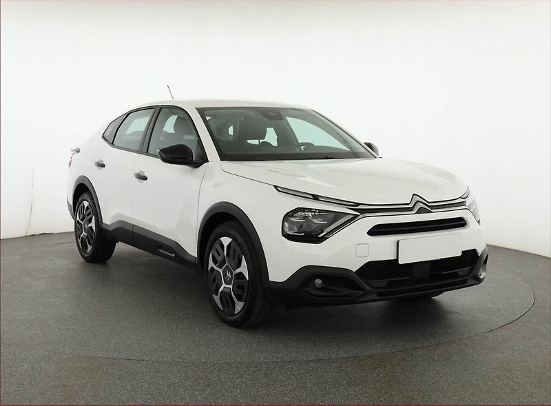 Citroën C4 X (2024) Feel 1.2 PureTech, ČR,1.maj - fotografie inzerátu