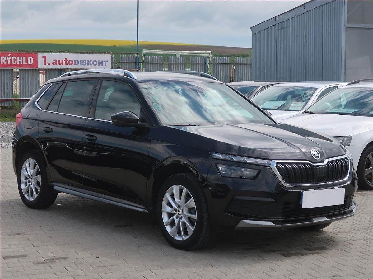 Škoda Kamiq Style 1.0 TSI, Serv.kniha