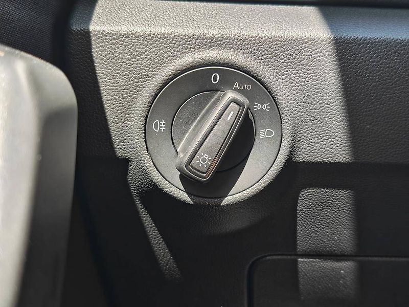 Volkswagen T-Roc Life 6G 1,0TSI - fotka 18 z 22
