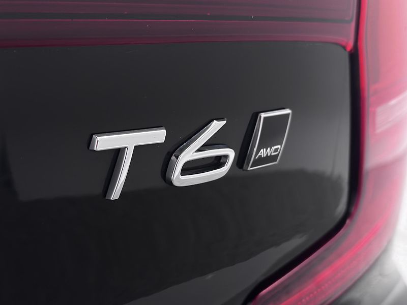 Volvo S90 T6 AWD MOMENTUM AUT 1.maj - fotka 22 z 53