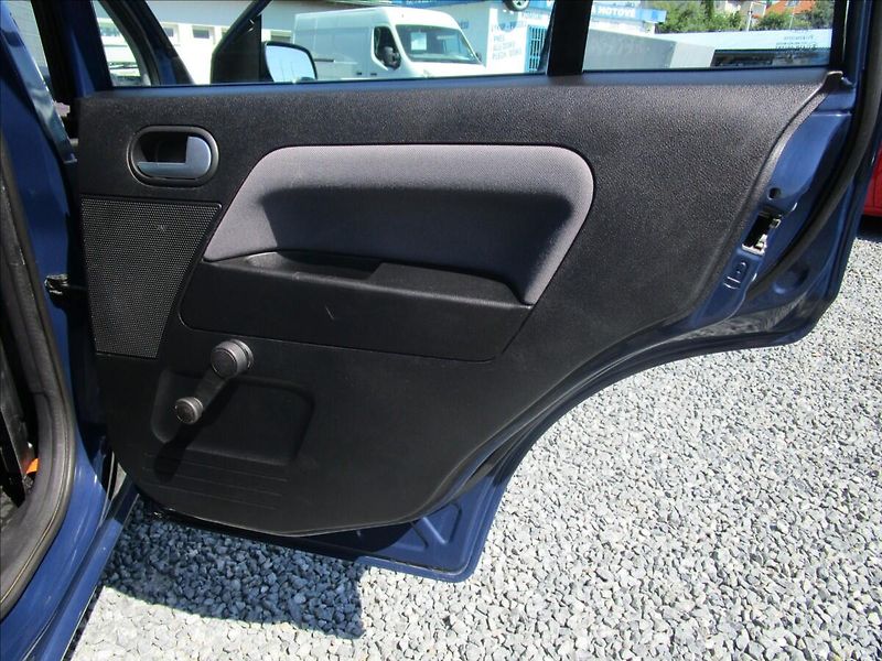 Ford Fusion 1.4i Duratec Klima, LPG - fotka 24 z 38