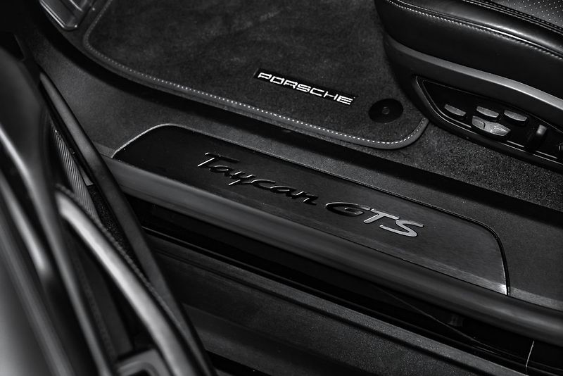 Porsche Taycan GTS - fotka 20 z 26