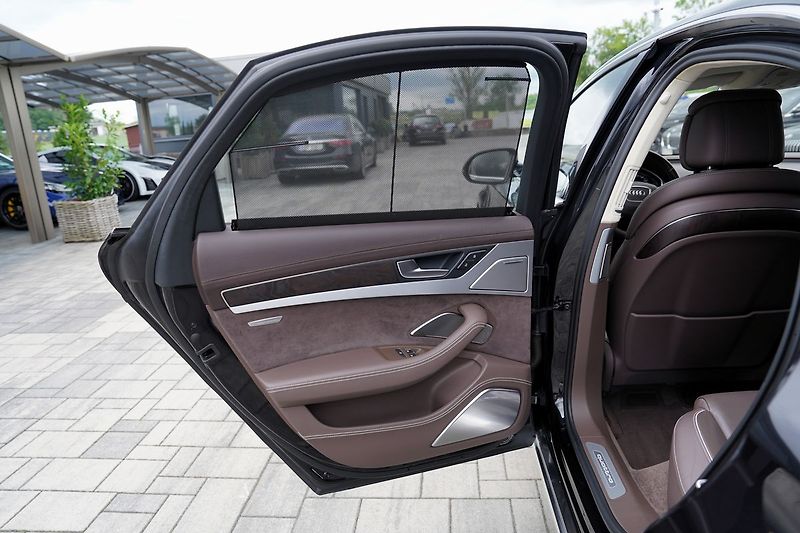 Audi A8 3.0 TDI Quattro/Tiptr./Matrix/ - fotka 16 z 50