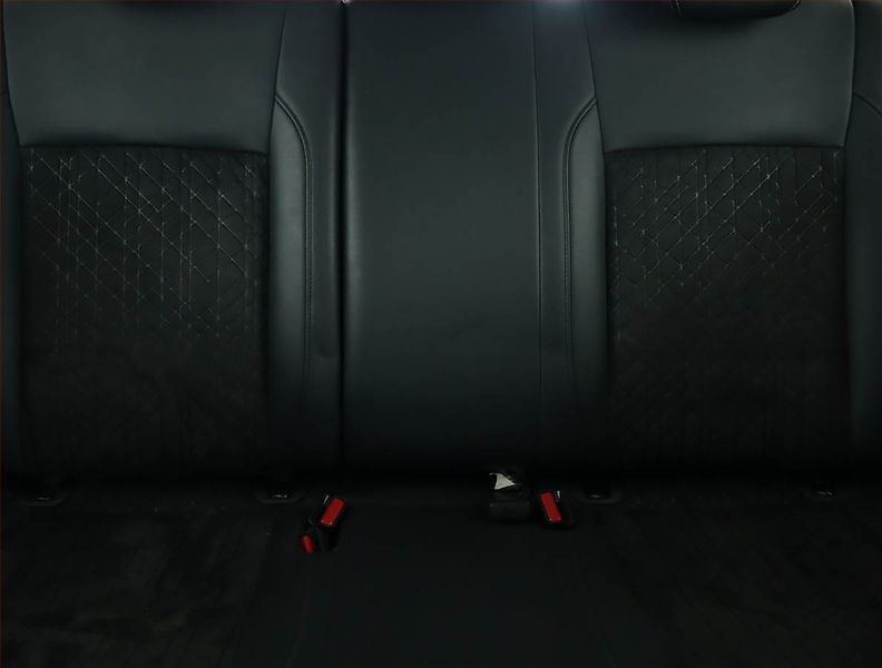 Suzuki Vitara (2021) 1.4 BoosterJet, Serv.kniha - fotka 10 z 16