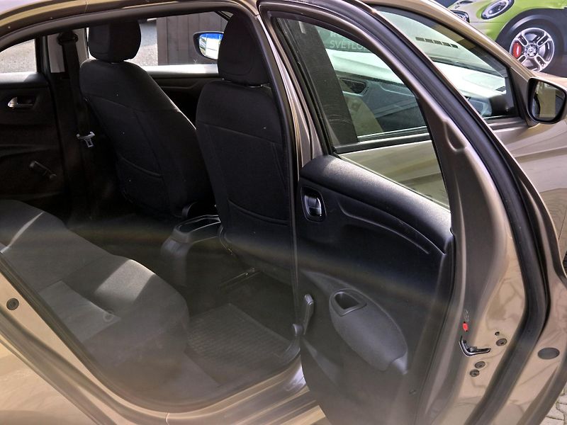 Citroën C-Elysée původ ČR, 1.maj SERV.KNIHA     - fotka 18 z 37