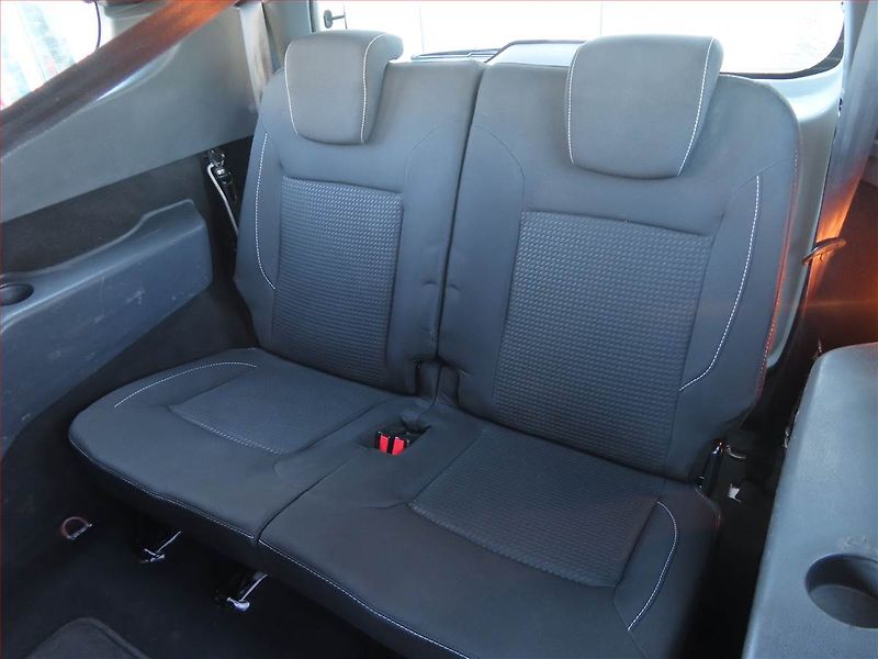 Dacia Lodgy (2018) 1.5 dCi, 7 míst, Tempomat - fotka 17 z 23
