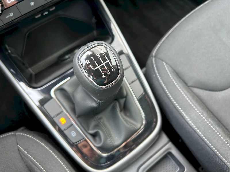 Škoda Fabia (2026) Top Selection 1.0 TSI 85 kW - fotka 25 z 28