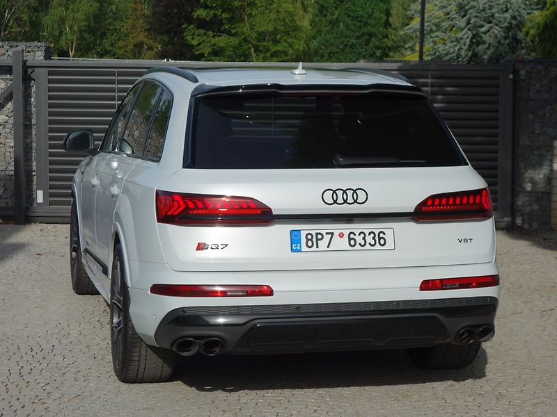 Audi SQ7 (2022) 4.0*TFSI*373KW*TOP-VÝB*ZÁRUKA! - fotka 2 z 50