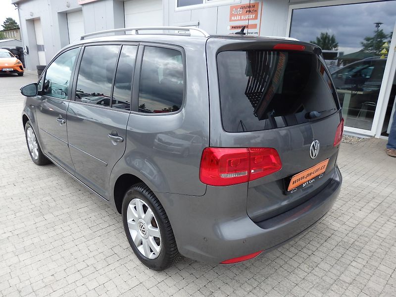 Volkswagen Touran 1.4 TSI 103 kW LIFE XENONY - fotka 5 z 15