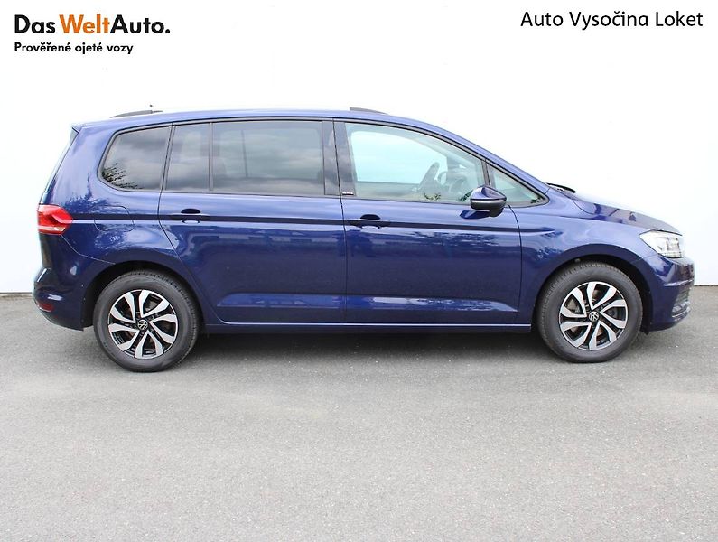 Volkswagen Touran (2023) 1.5 TSI DSG 7 míst Tažné LED - fotka 11 z 35