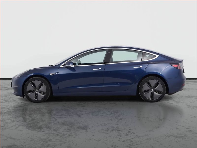 Tesla Model 3 (2019) Long Range 4WD 78kWh, SoH 84% - fotka 3 z 23