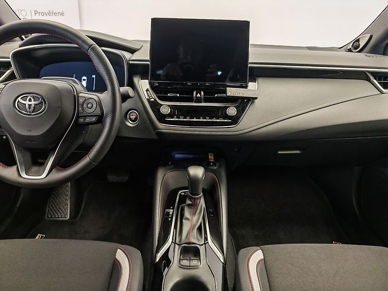 Toyota Corolla Touring sports, 1.8 Hybrid GR - fotka 9 z 36