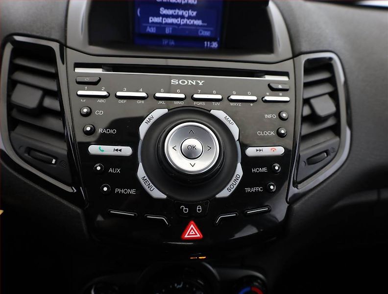 Ford Fiesta (2015) 1.0 EcoBoost, Park. senzory - fotka 11 z 15