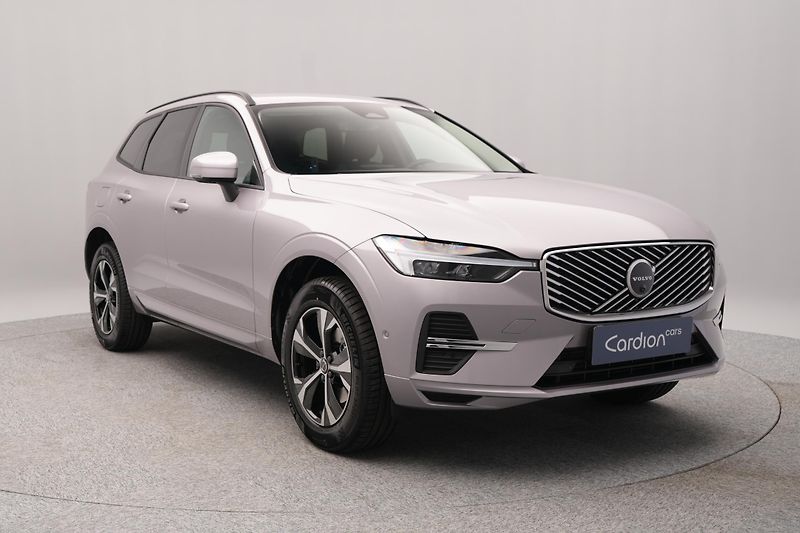 Volvo XC60 (2026) B5 AWD AUT CORE - fotka 13 z 22
