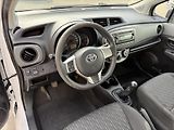 Toyota Yaris 1,0 AZ Power - náhled 7