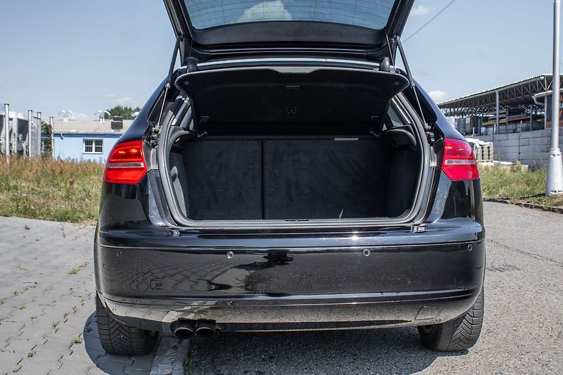 Audi A3 MT/5 FWD 77kW - fotka 17 z 17